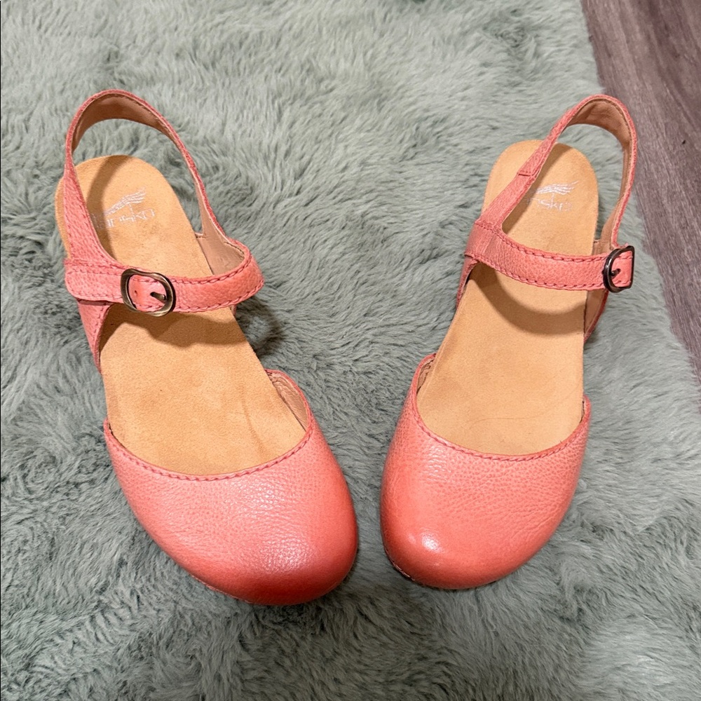 Dansko Tiffani Supportive Coral Burnished Leather Wedge Mary Jane Sandal EU 38